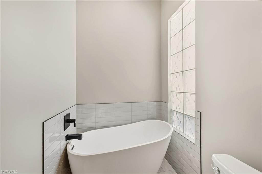 VILLAGE WALK - Residential