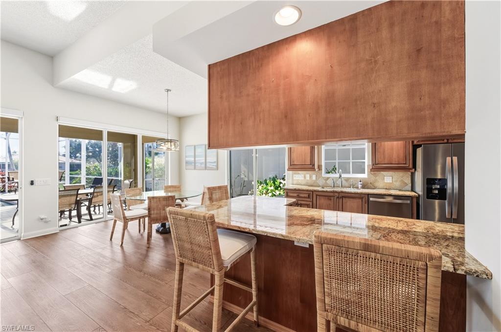 VILLAGE WALK - Residential