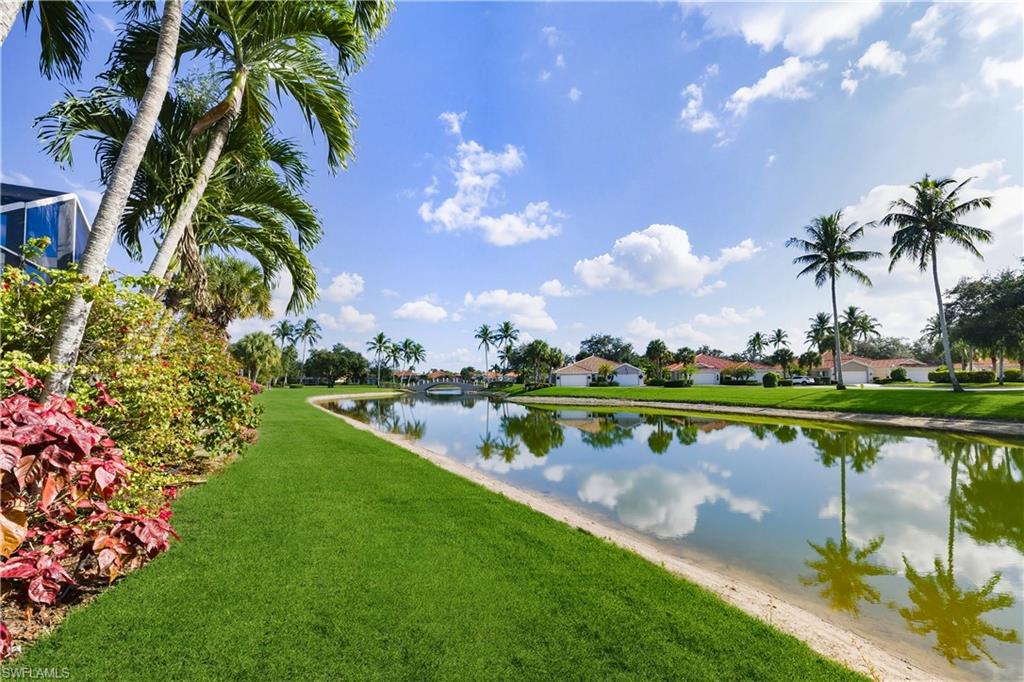 VILLAGE WALK - Residential