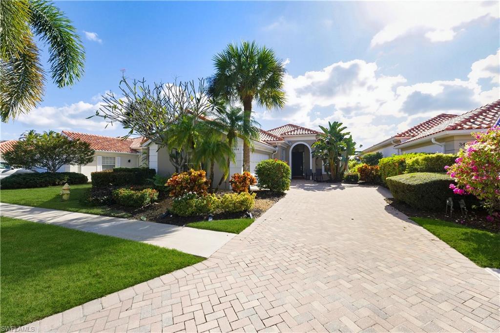 VILLAGE WALK - Residential