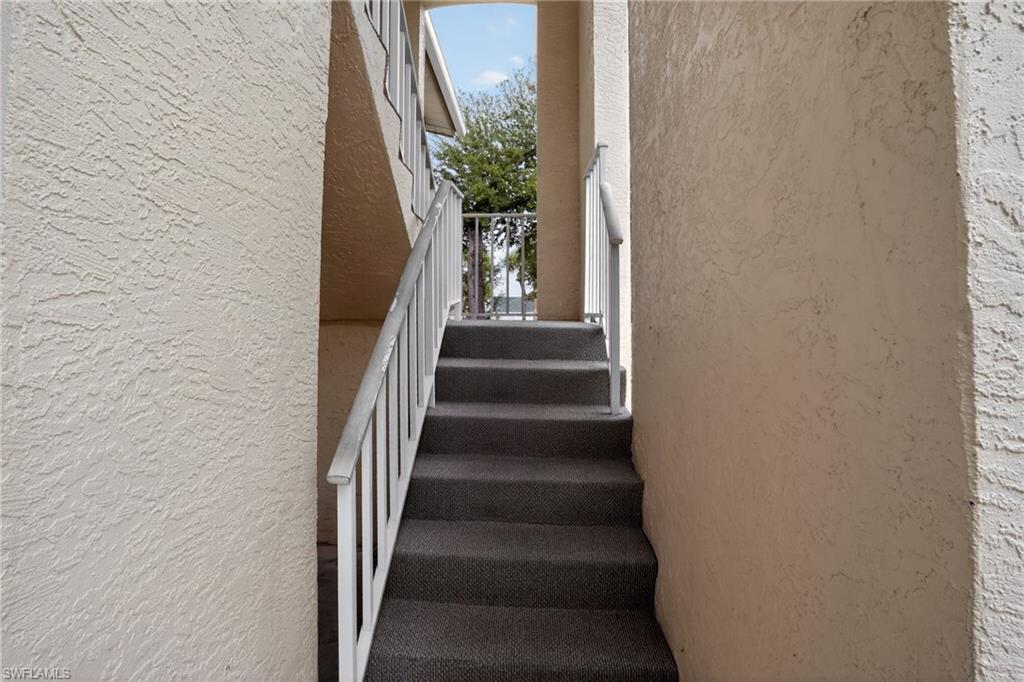 KELLY GREENS - Residential