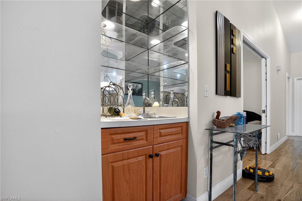 KELLY GREENS - Residential