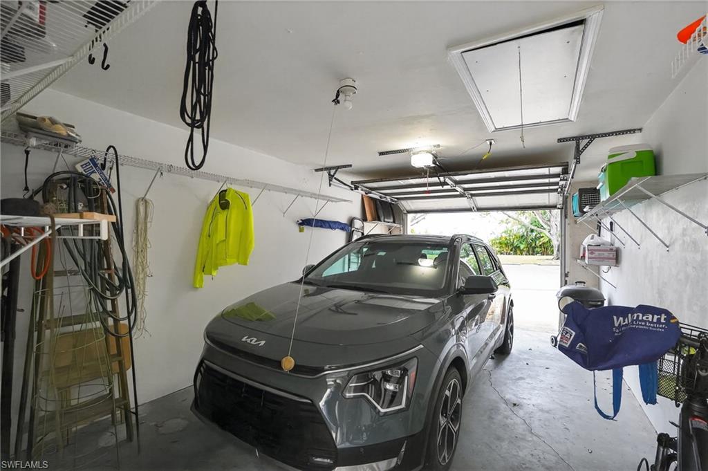 KELLY GREENS - Residential