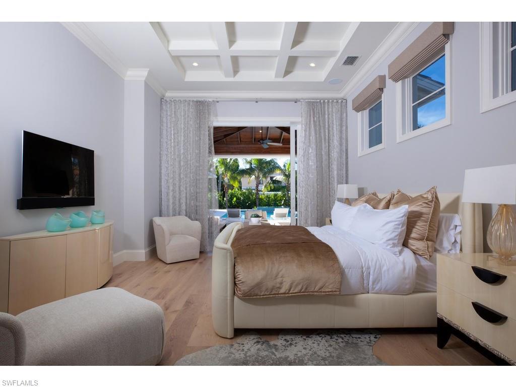 OLDE NAPLES - Residential