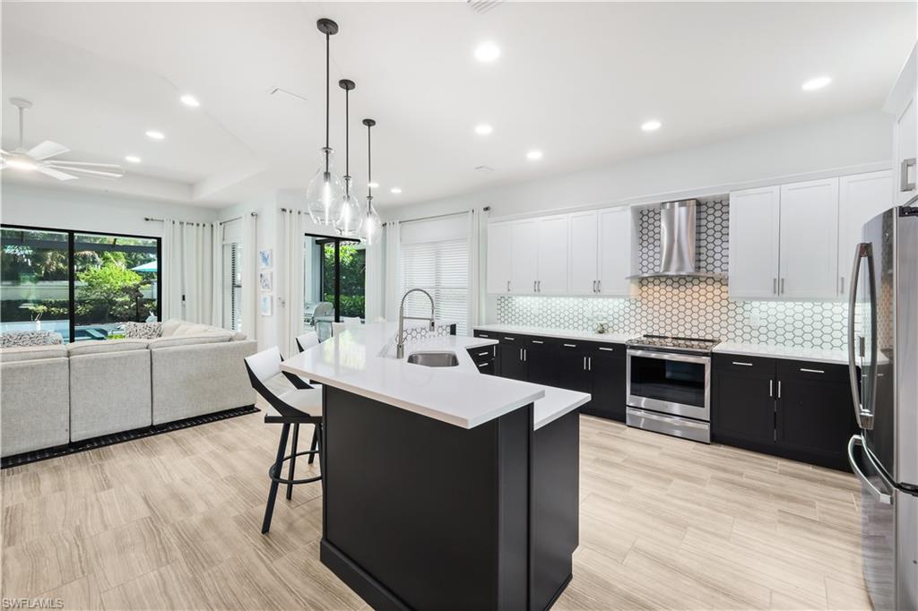 13836 Luna DR