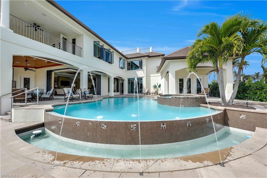 AQUALANE SHORES - Residential