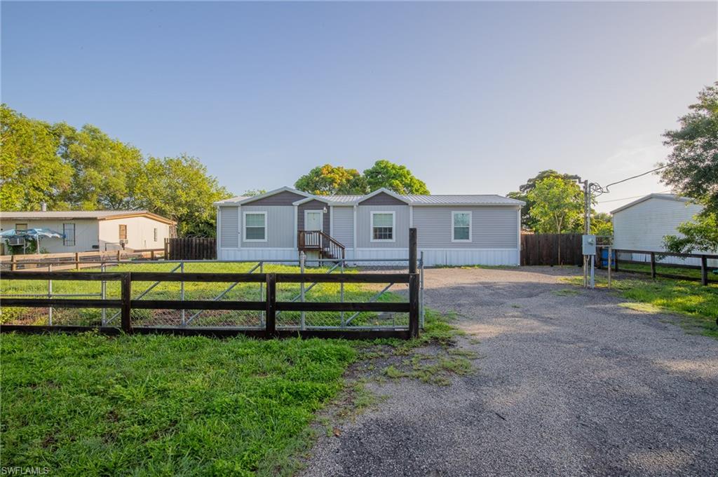 CLEWISTON - Residential