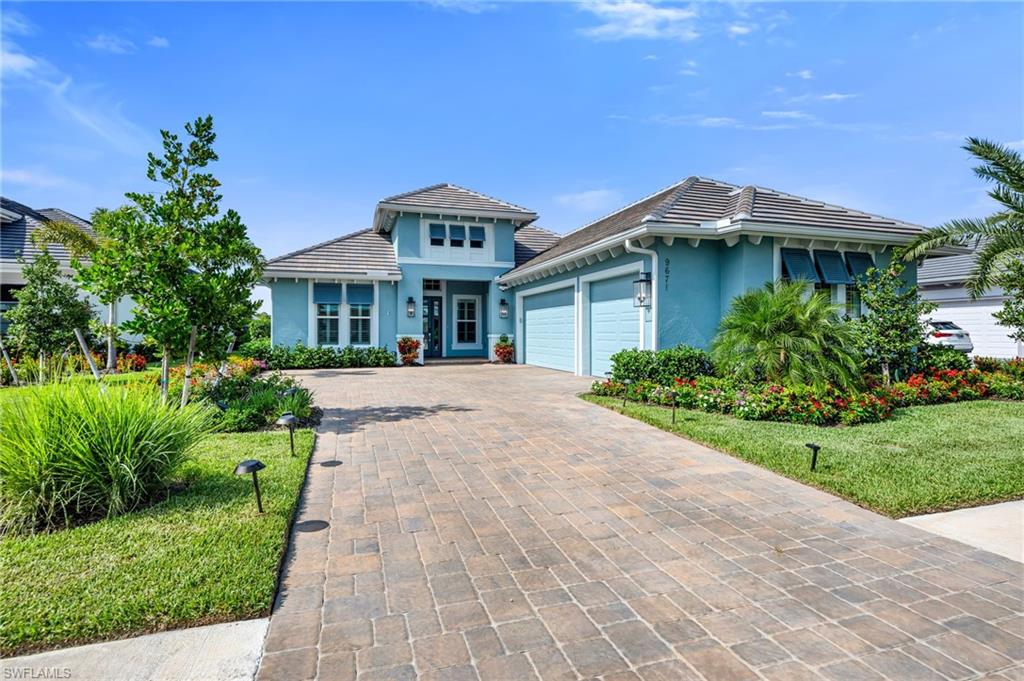 CAYMAS - Residential