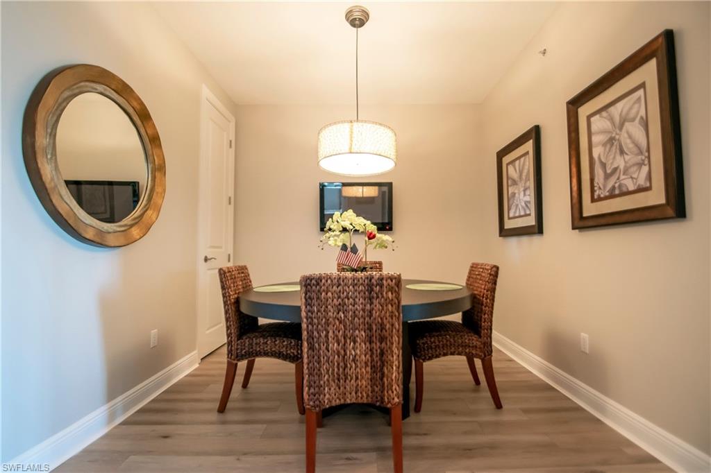 THE RESIDENCES AT COCONUT POINT - Residential Lease