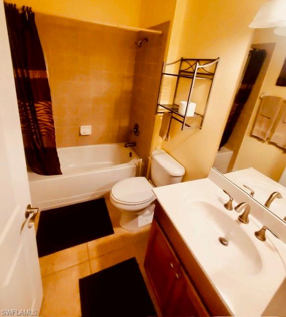 VALENCIA COUNTRY CLUB - Residential Lease