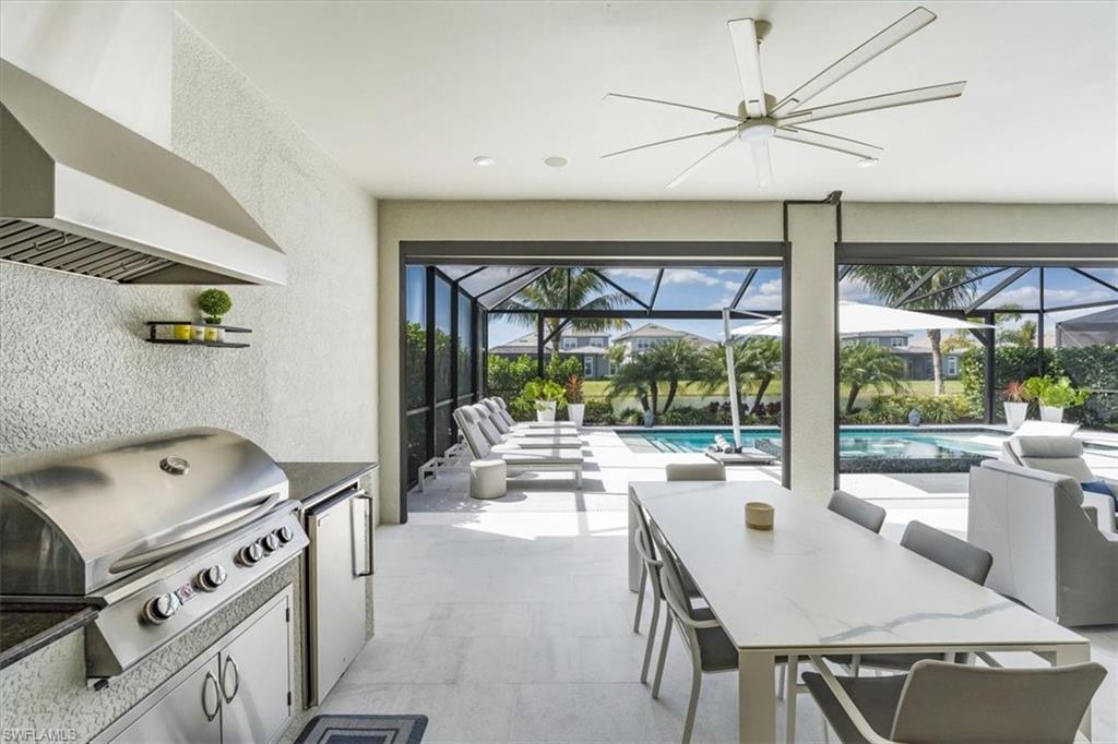 ESPLANADE LAKE CLUB - Residential