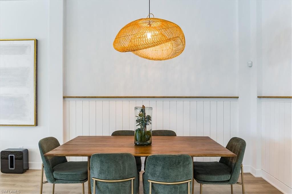 ESPLANADE LAKE CLUB - Residential