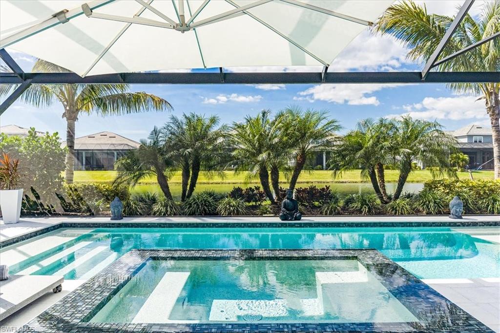 ESPLANADE LAKE CLUB - Residential