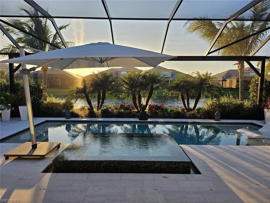 ESPLANADE LAKE CLUB - Residential