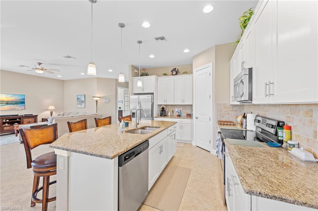 10362 Materita DR