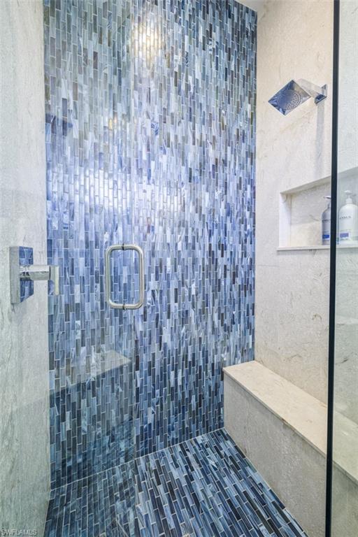 MOORINGS - Residential