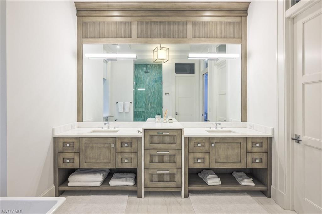 MOORINGS - Residential