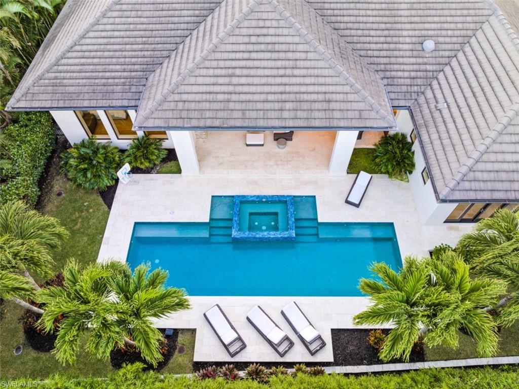 MOORINGS - Residential