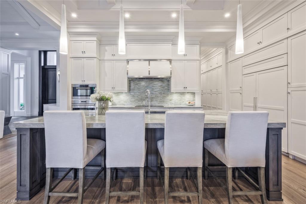 MOORINGS - Residential