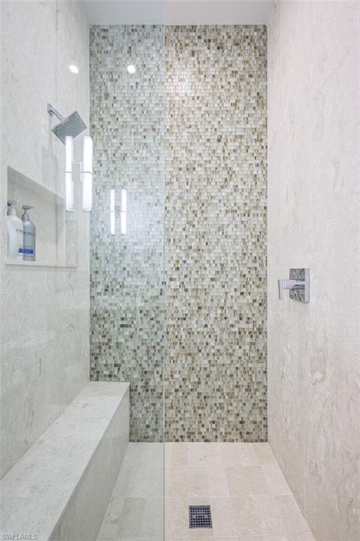 MOORINGS - Residential