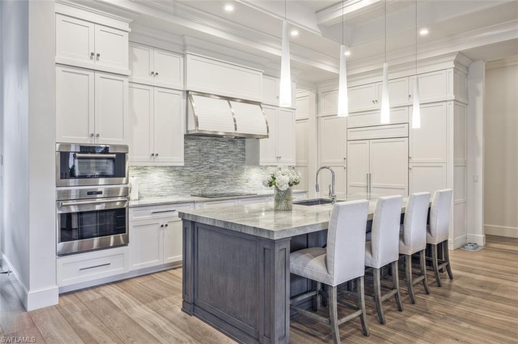 MOORINGS - Residential