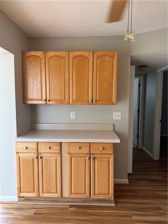 MYERLEE SQUARE CONDO - Residential Lease