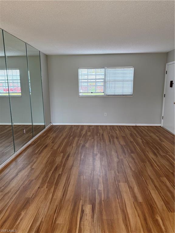 MYERLEE SQUARE CONDO - Residential Lease