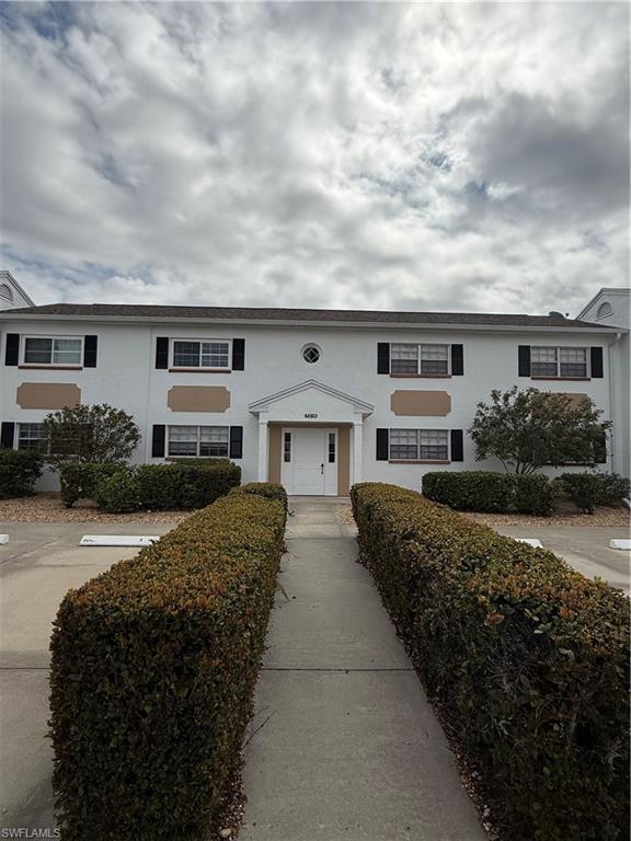 MYERLEE SQUARE CONDO - Residential Lease