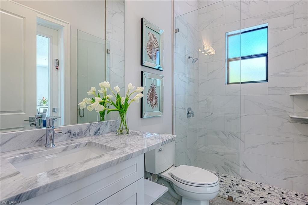 LIVINGSTON WOODS - Residential