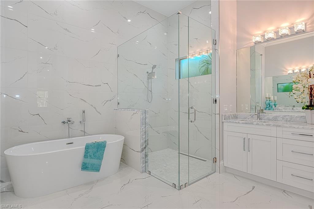 LIVINGSTON WOODS - Residential