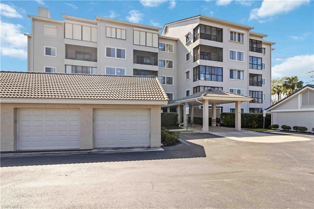 ARBOR TRACE - Residential