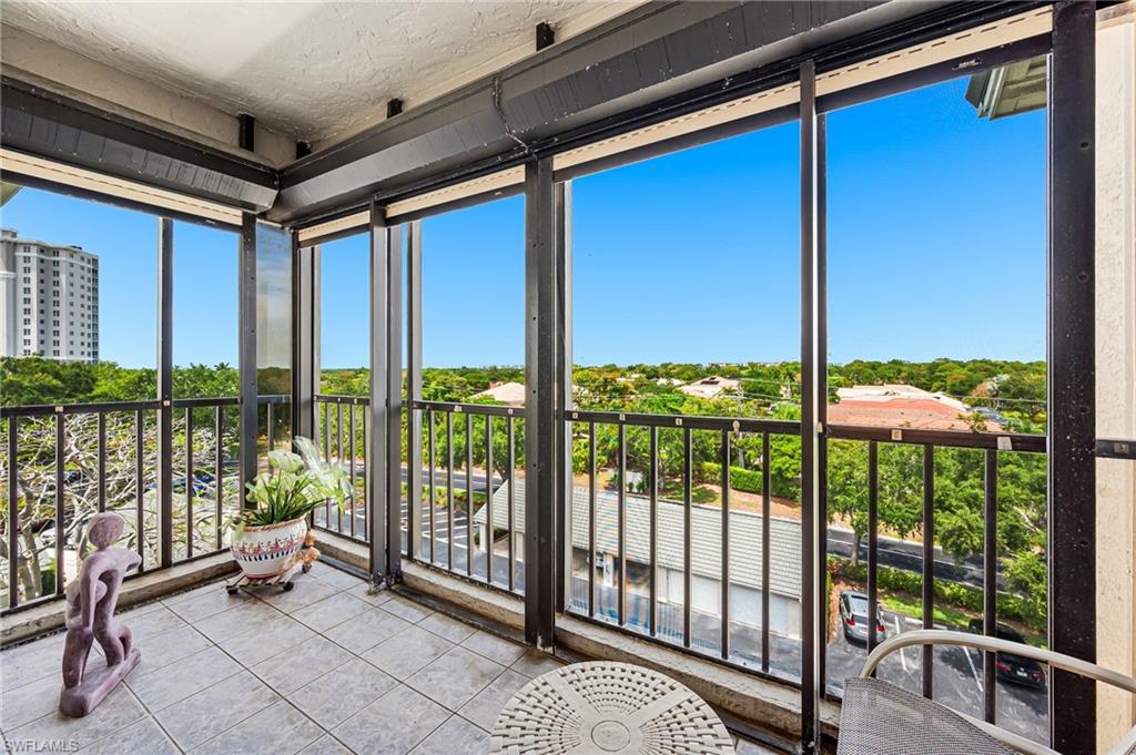 ARBOR TRACE - Residential