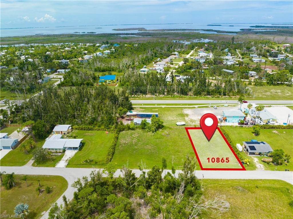 PINE ISLAND CENTER - Land