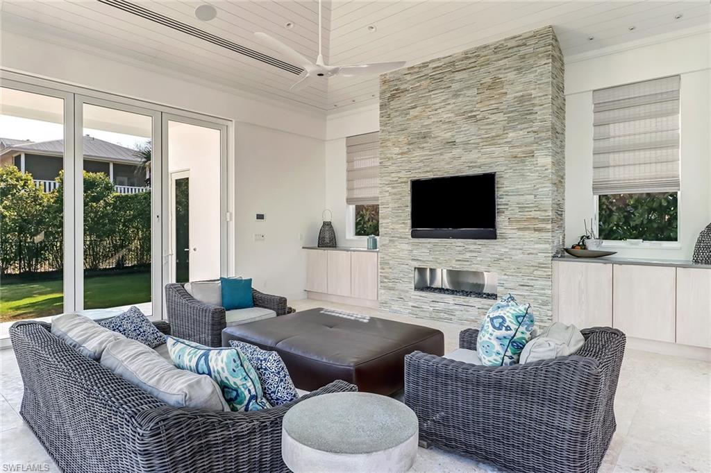 OLDE NAPLES - Residential