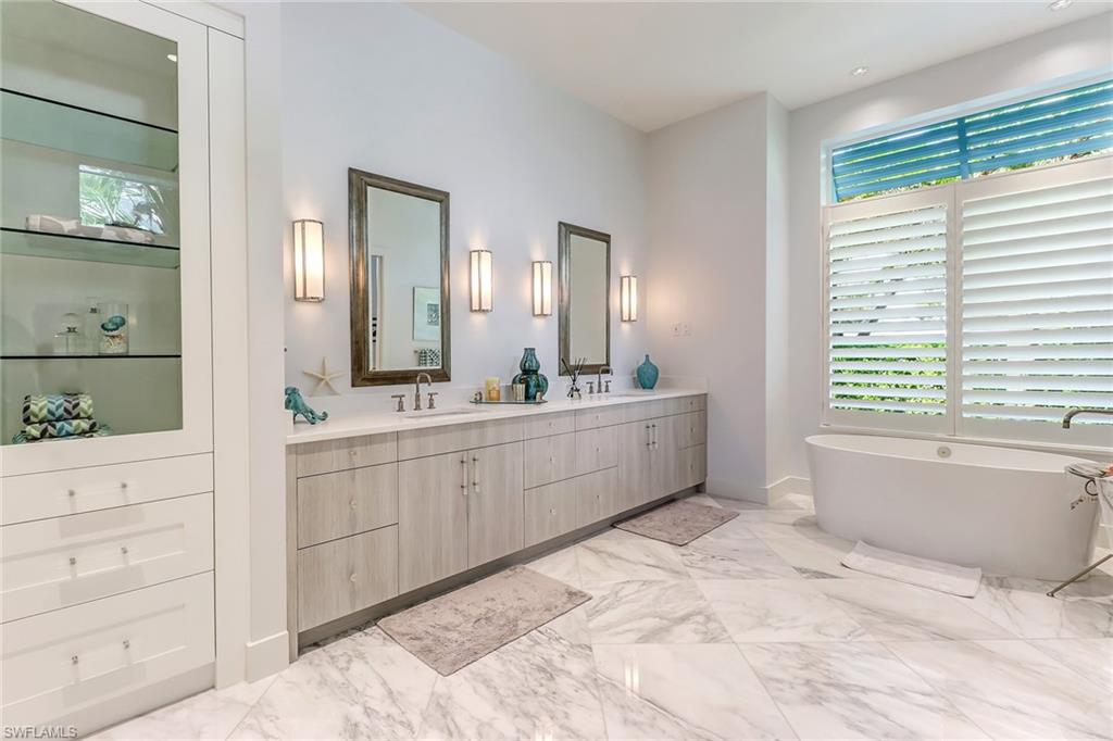 OLDE NAPLES - Residential