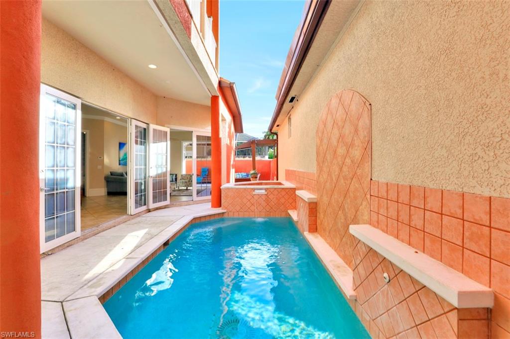 NAPLES PARK - Residential