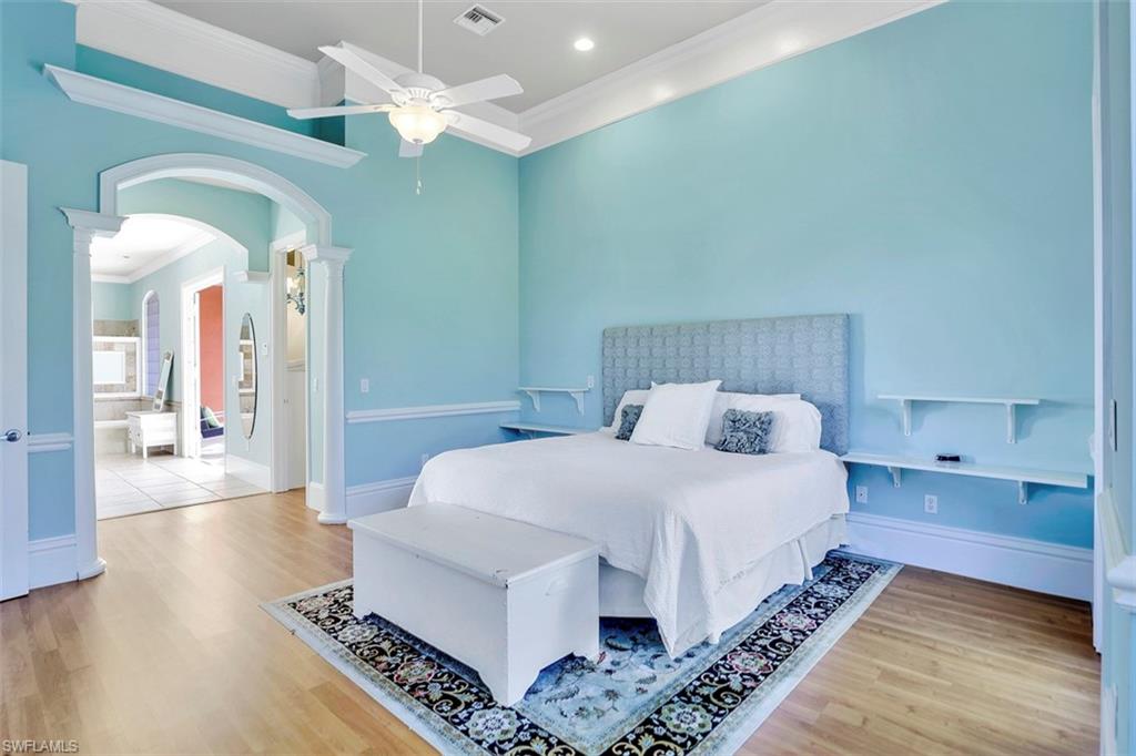 NAPLES PARK - Residential