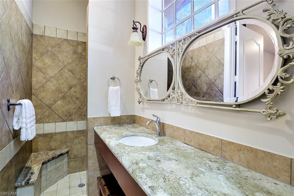 NAPLES PARK - Residential