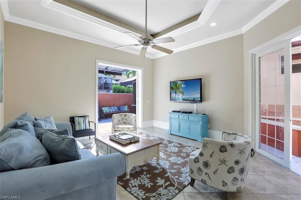 NAPLES PARK - Residential