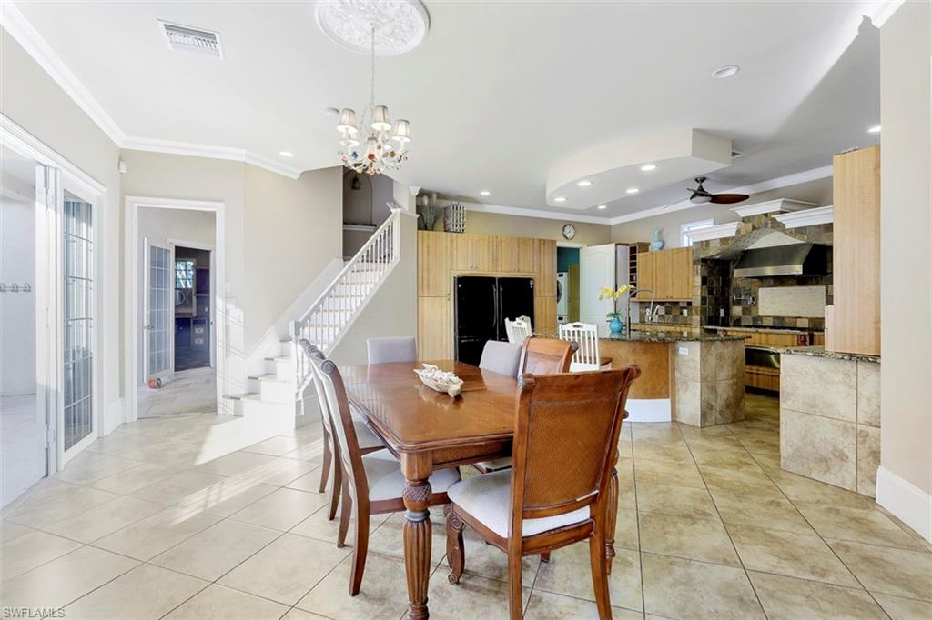 NAPLES PARK - Residential