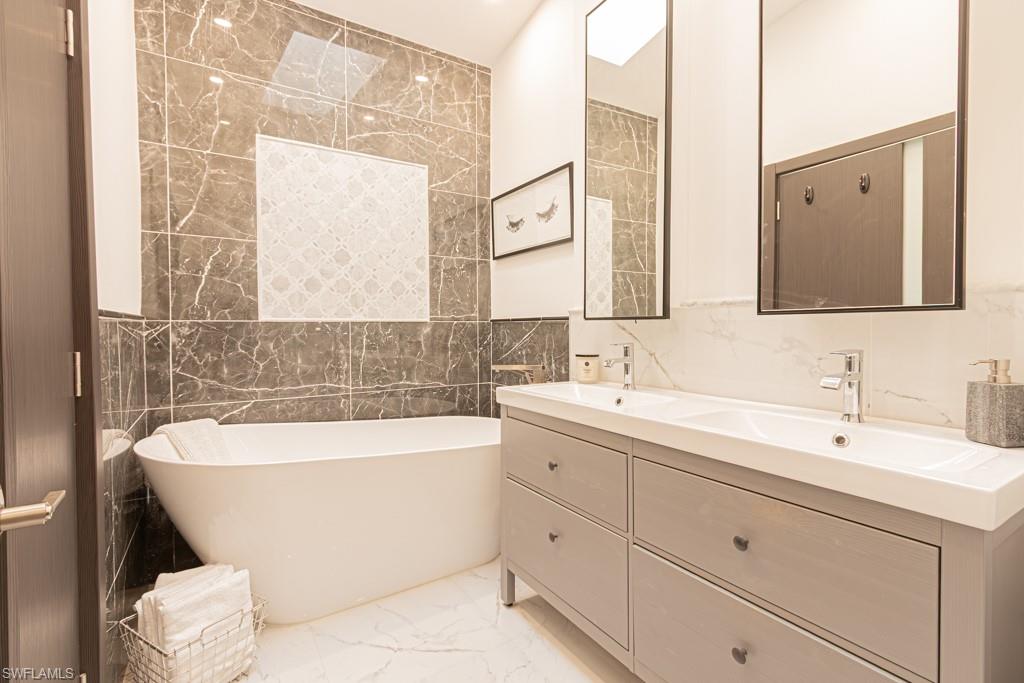 TAMARYND PLACE - Residential