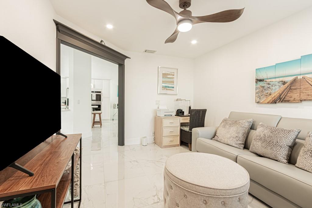 TAMARYND PLACE - Residential