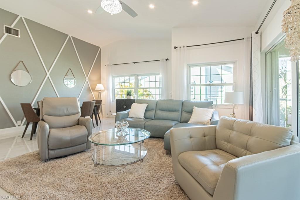 TAMARYND PLACE - Residential