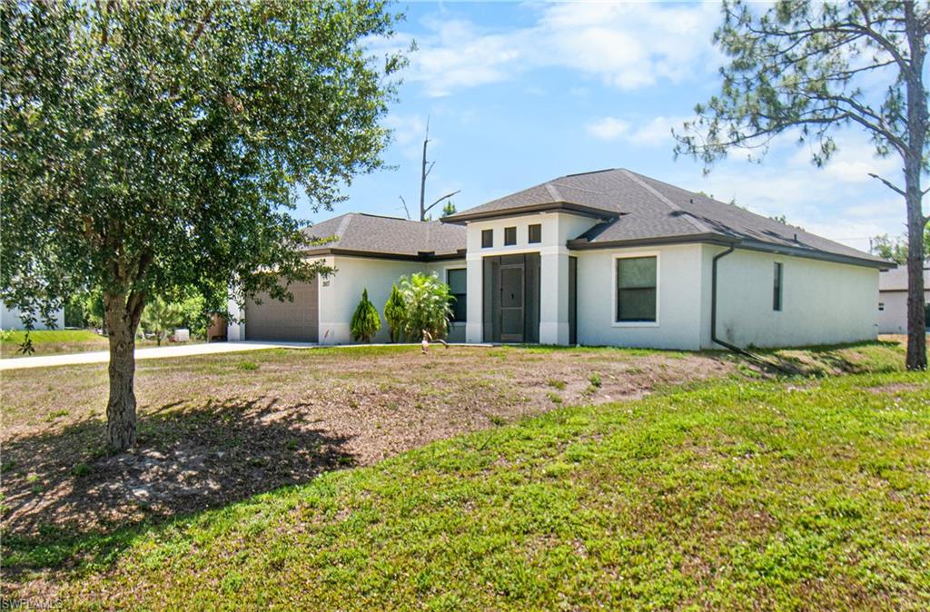 LEHIGH ACRES - Residential