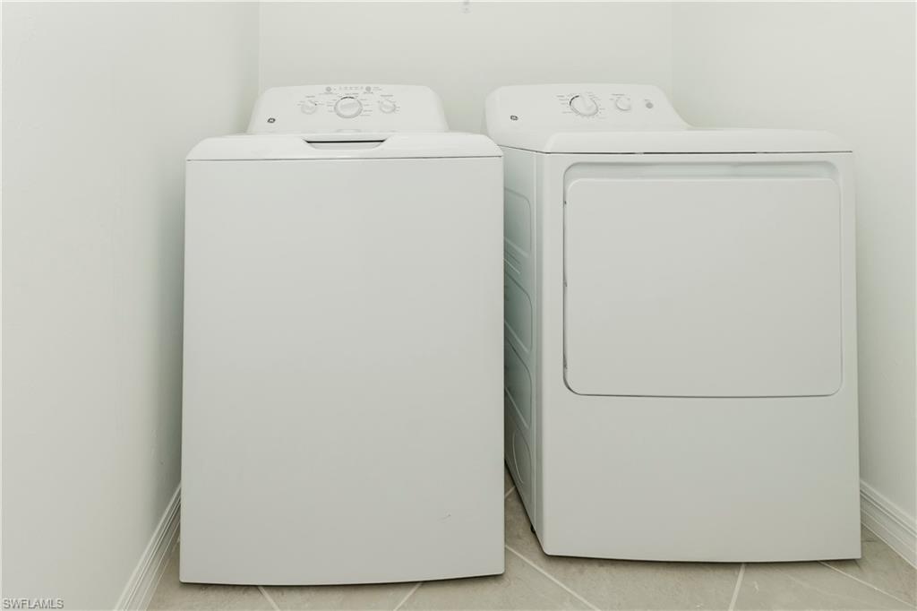 IBIS LANDING - Residential Lease