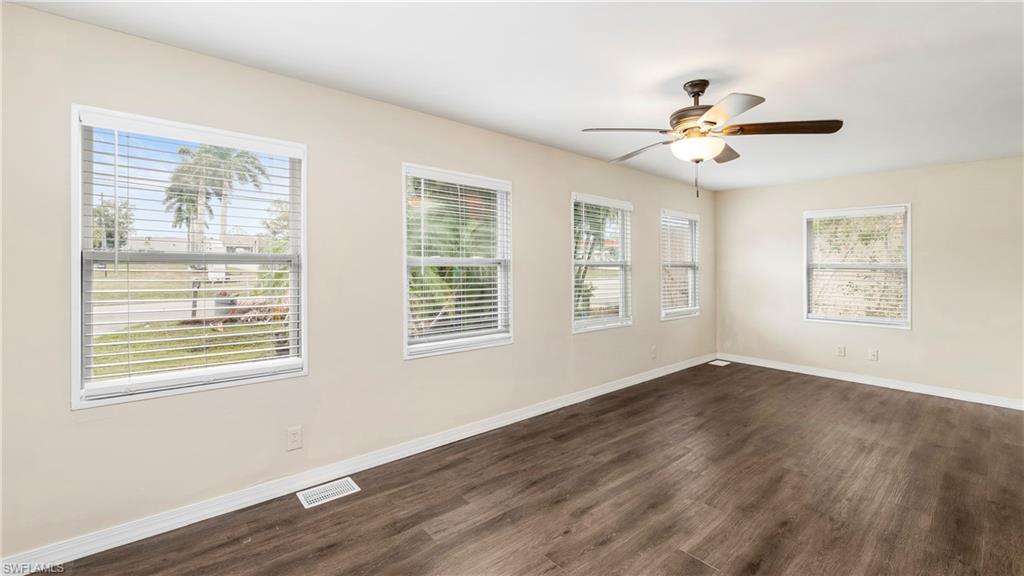 RIVERWOOD - Residential