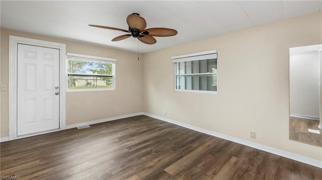 RIVERWOOD - Residential