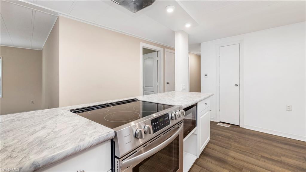 RIVERWOOD - Residential