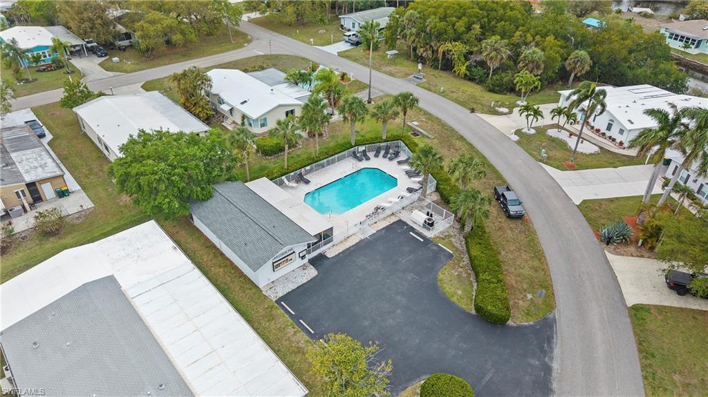 RIVERWOOD - Residential