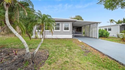 851 Manatee RD NAPLES FL 34114